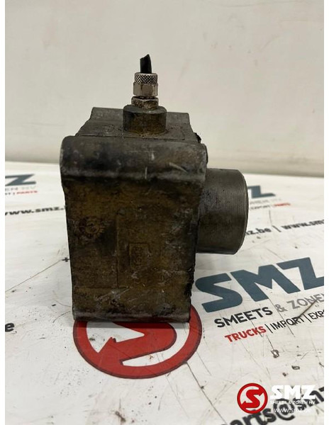 Volvo Occ Hydraulische pomp met PTO Volvo - Hydraulische pomp voor Vrachtwagen: afbeelding 4 Volvo Occ Hydraulische pomp met PTO Volvo - Hydraulische pomp voor Vrachtwagen: afbeelding 4