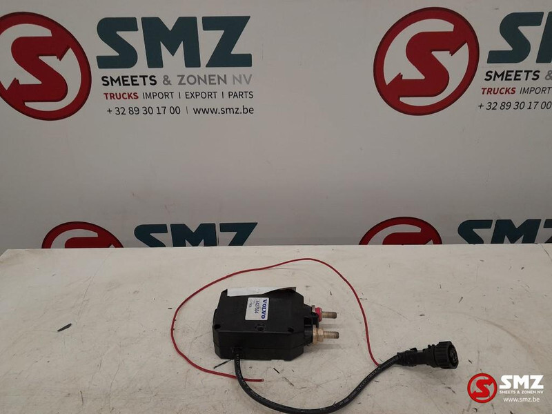 Volvo Occ hoofdschakelaar Volvo - Elektrisch systeem voor Vrachtwagen: afbeelding 2 Volvo Occ hoofdschakelaar Volvo - Elektrisch systeem voor Vrachtwagen: afbeelding 2