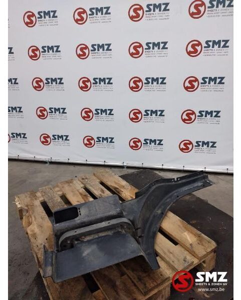 Volvo Occ opstapbak rechts Volvo FM 20502239 20529483 - Cabine en interieur voor Vrachtwagen: afbeelding 2 Volvo Occ opstapbak rechts Volvo FM 20502239 20529483 - Cabine en interieur voor Vrachtwagen: afbeelding 2