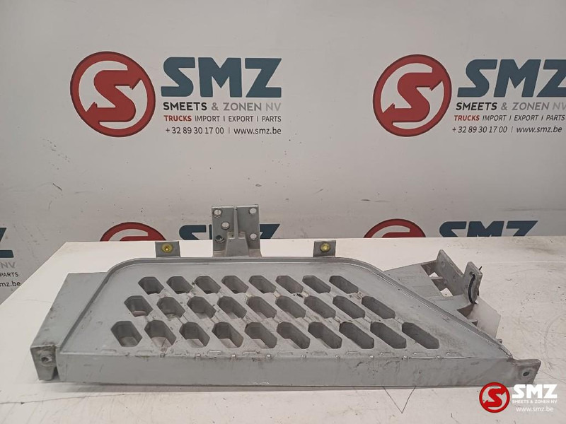 Volvo Occ opstaptrede links Volvo - Cabine en interieur voor Vrachtwagen: afbeelding 1 Volvo Occ opstaptrede links Volvo - Cabine en interieur voor Vrachtwagen: afbeelding 1