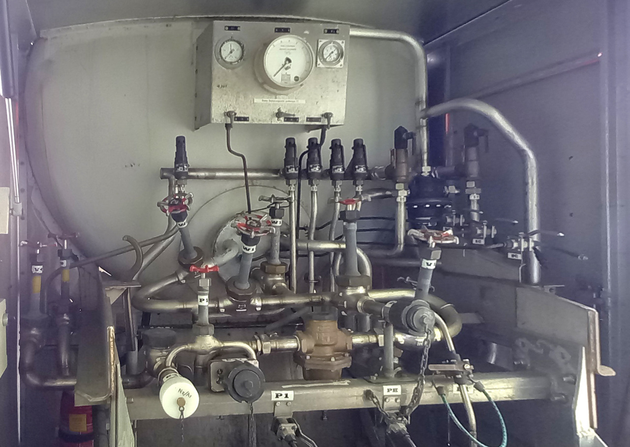 Cryolor Сryolor gas tank semi trailer for oxygen, nitrogen, argon, CO₂, carbon dioxide, LIN, LOX, LAR - Tankoplegger: afbeelding 5 Cryolor Сryolor gas tank semi trailer for oxygen, nitrogen, argon, CO₂, carbon dioxide, LIN, LOX, LAR - Tankoplegger: afbeelding 5