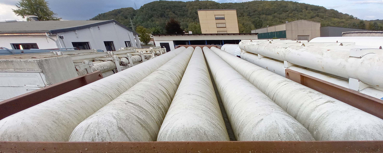 FRUEHAUF Gas tank tube semi-trailer used for compressed helium, hydrogen, Wasserstoff - Tankoplegger: afbeelding 5 FRUEHAUF Gas tank tube semi-trailer used for compressed helium, hydrogen, Wasserstoff - Tankoplegger: afbeelding 5