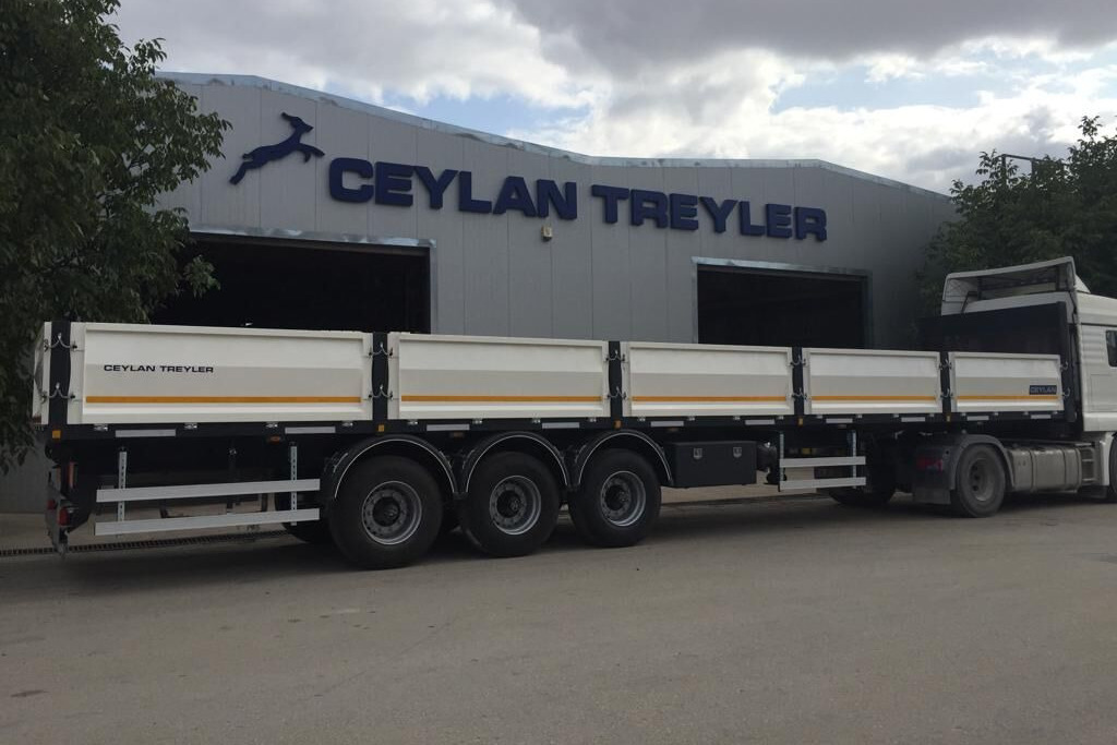 CEYLAN 3 AXLES FLATBED&PLATFORM WITH SIDE COVER - Vlakke/ Open oplegger: afbeelding 1 CEYLAN 3 AXLES FLATBED&PLATFORM WITH SIDE COVER - Vlakke/ Open oplegger: afbeelding 1