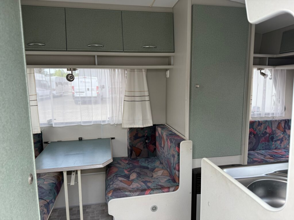 Beyerland Sprinter 400 – D 1998 - Caravan: afbeelding 5 Beyerland Sprinter 400 – D 1998 - Caravan: afbeelding 5