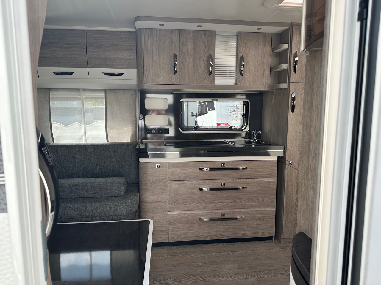 Caravan Hobby 560 UL Prestige 2023: afbeelding 6 Caravan Hobby 560 UL Prestige 2023: afbeelding 6