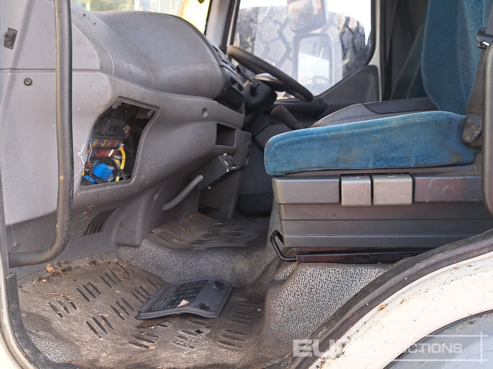 Autovrachtwagen vrachtwagen 2004 DAF 45.150: afbeelding 24