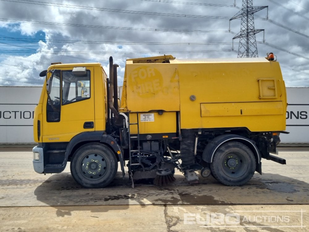 2004 Iveco ML130E18K - Veegwagen: afbeelding 2 2004 Iveco ML130E18K - Veegwagen: afbeelding 2