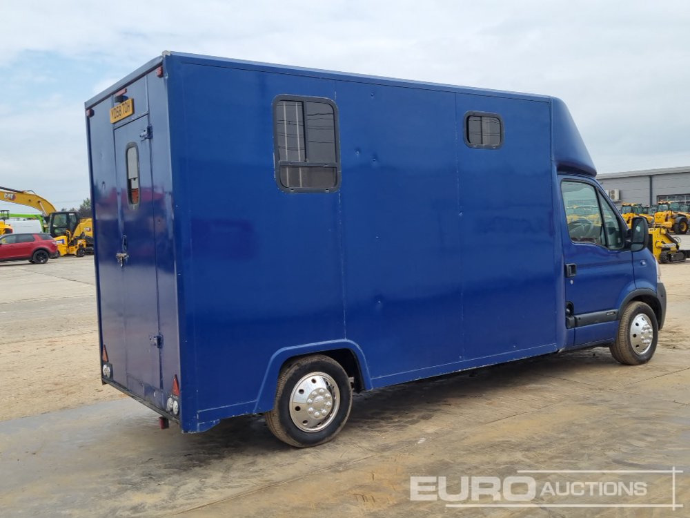 2008 Nissan Interstar - Bestelwagen gesloten laadbak: afbeelding 5 2008 Nissan Interstar - Bestelwagen gesloten laadbak: afbeelding 5