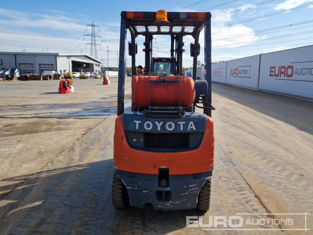 2011 Toyota 02-8FGF15 - Heftruck: afbeelding 4 2011 Toyota 02-8FGF15 - Heftruck: afbeelding 4