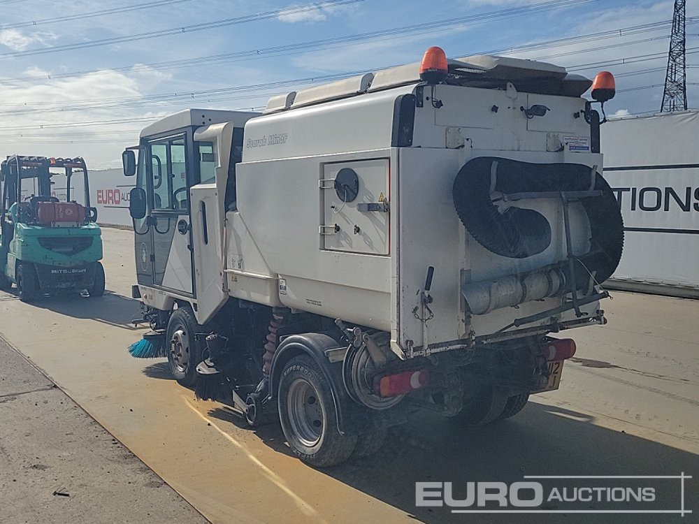 2012 Scarab 4x2 Road Sweeper, Reverse Camera, A/C - Veegwagen: afbeelding 3 2012 Scarab 4x2 Road Sweeper, Reverse Camera, A/C - Veegwagen: afbeelding 3
