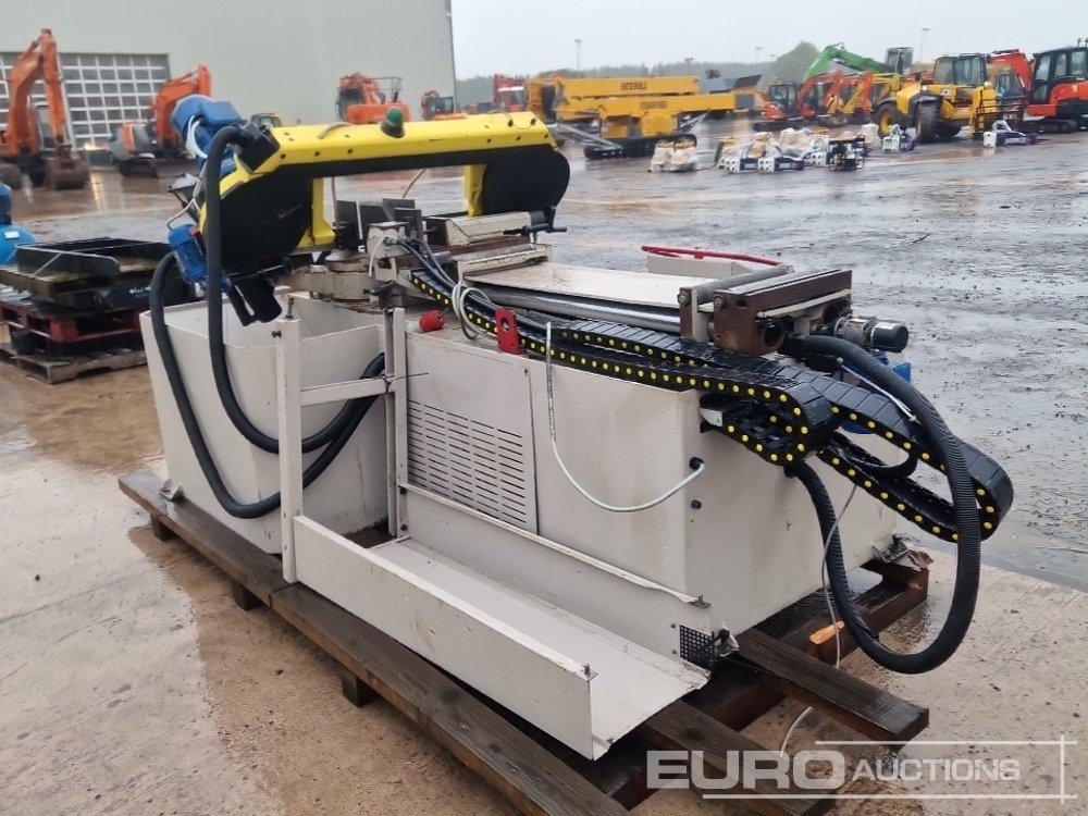 2013 FMB 3 Phase Industrial Metal Band Saw - Bouwmaterieel: afbeelding 4 2013 FMB 3 Phase Industrial Metal Band Saw - Bouwmaterieel: afbeelding 4