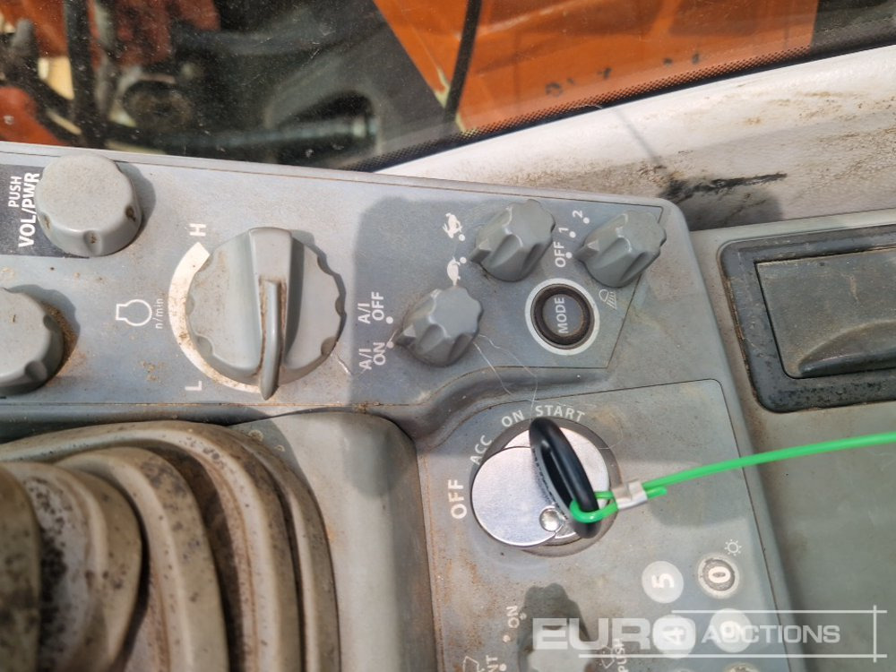 Rupsgraafmachine 2014 Hitachi ZX130LCN-5B: afbeelding 46