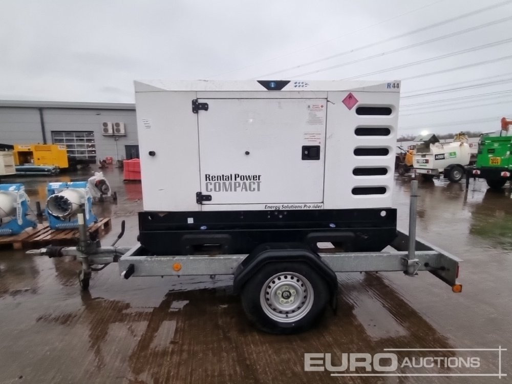 2015 SDMO R44 - Industrie generator: afbeelding 2 2015 SDMO R44 - Industrie generator: afbeelding 2
