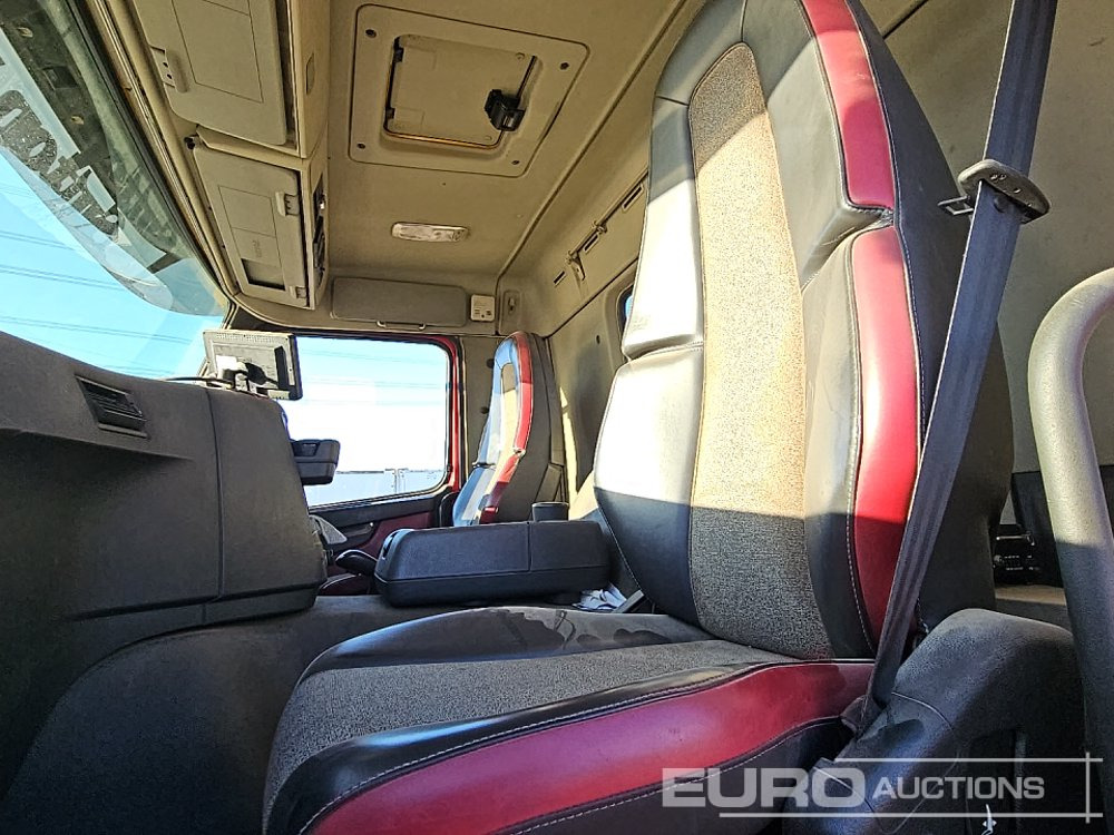 Kipper vrachtwagen 2015 Volvo FMX410: afbeelding 25