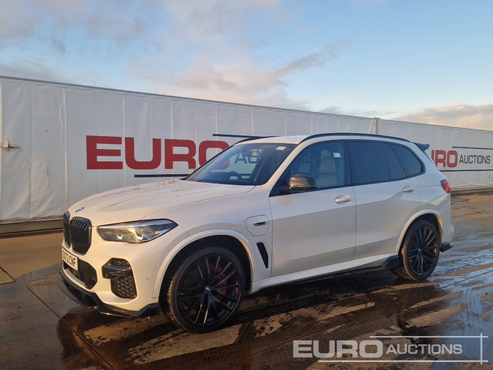2022 BMW X5 45E M-Sport - SUV: afbeelding 1 2022 BMW X5 45E M-Sport - SUV: afbeelding 1