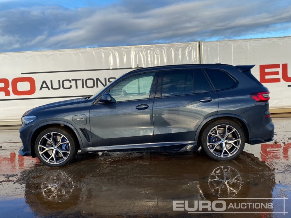 2022 BMW X5 45E M-Sport - SUV: afbeelding 2 2022 BMW X5 45E M-Sport - SUV: afbeelding 2
