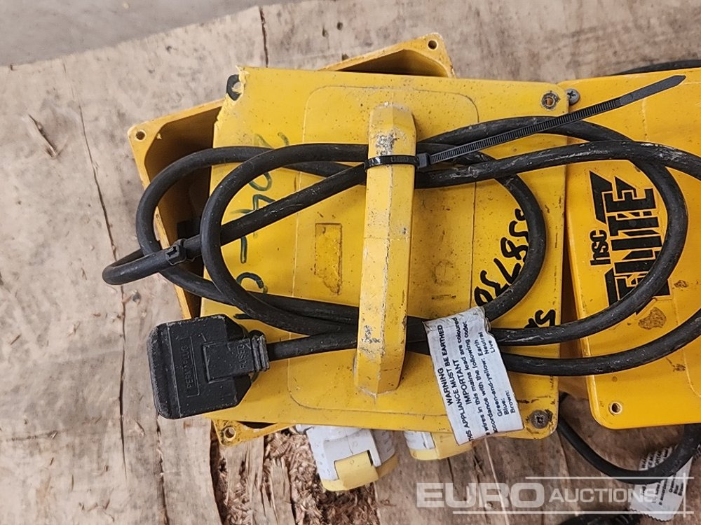 3.3Kva Site Transformer (2 of) - Bouwmaterieel: afbeelding 4 3.3Kva Site Transformer (2 of) - Bouwmaterieel: afbeelding 4