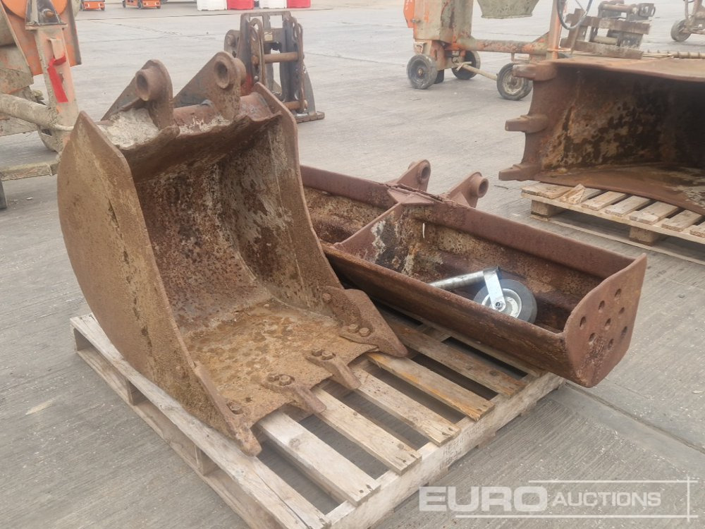 60" Ditching, 24" Digging Bucket 45mm Pin to suit 4-6 Ton Excavator - Bak: afbeelding 1 60" Ditching, 24" Digging Bucket 45mm Pin to suit 4-6 Ton Excavator - Bak: afbeelding 1