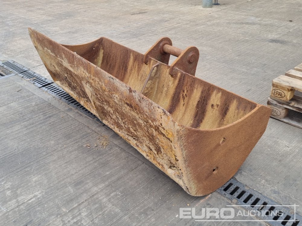 70" Ditching Bucket 65mm Pin to suit 13 Ton Excavator - Bak: afbeelding 1 70" Ditching Bucket 65mm Pin to suit 13 Ton Excavator - Bak: afbeelding 1