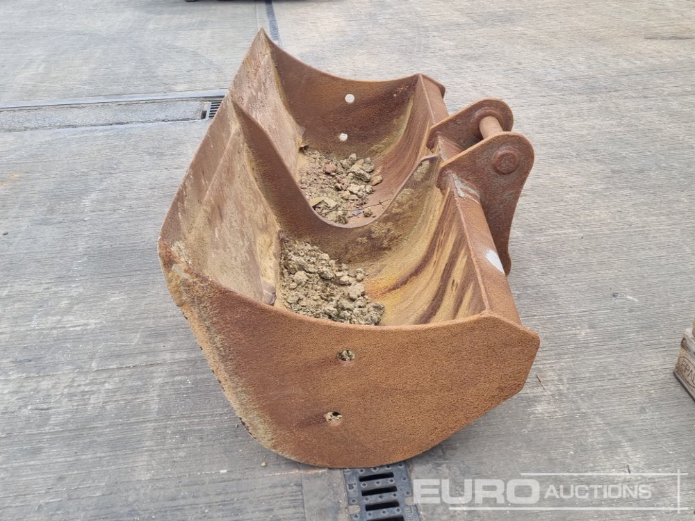 70" Ditching Bucket 65mm Pin to suit 13 Ton Excavator - Bak: afbeelding 2 70" Ditching Bucket 65mm Pin to suit 13 Ton Excavator - Bak: afbeelding 2