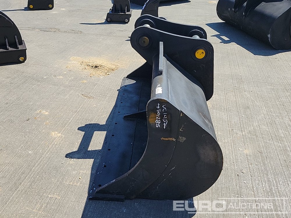 84" Ditching Bucket 80mm Pin to suit 20 Ton Excavator - Bak: afbeelding 2 84" Ditching Bucket 80mm Pin to suit 20 Ton Excavator - Bak: afbeelding 2