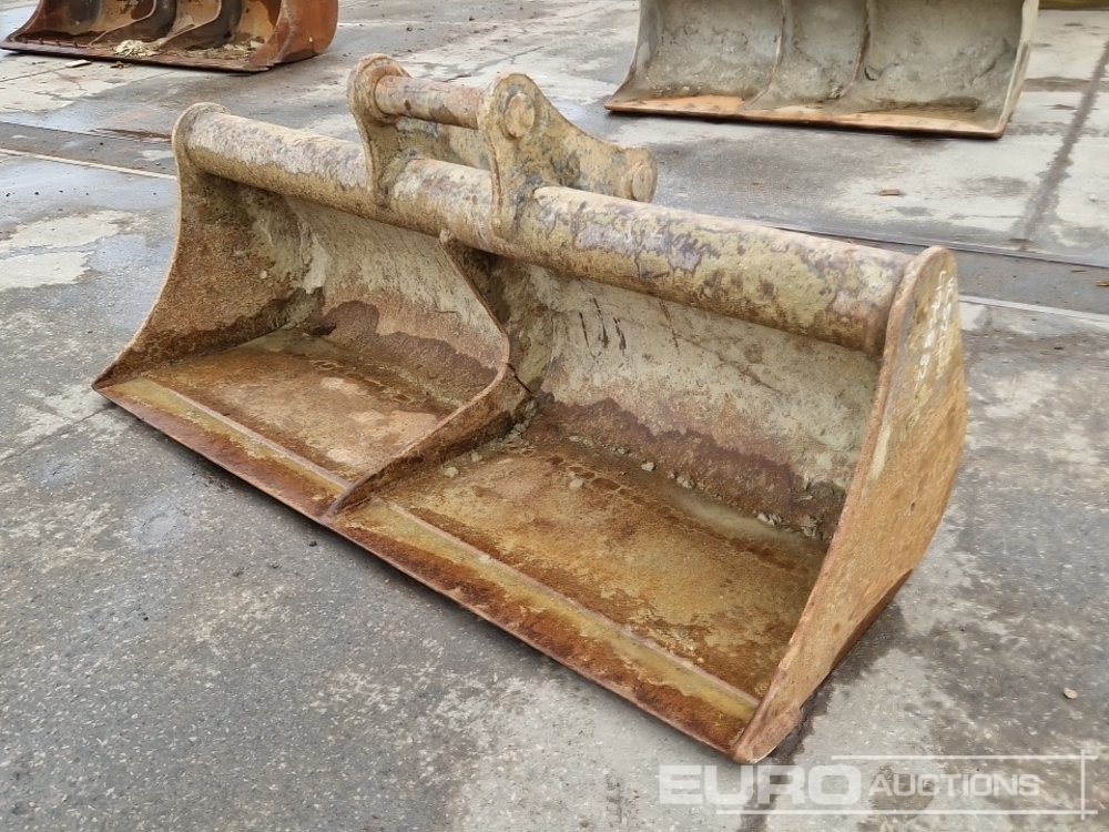 84" Ditching Bucket 80mm Pin to suit 20 Ton Excavator - Bak: afbeelding 1 84" Ditching Bucket 80mm Pin to suit 20 Ton Excavator - Bak: afbeelding 1