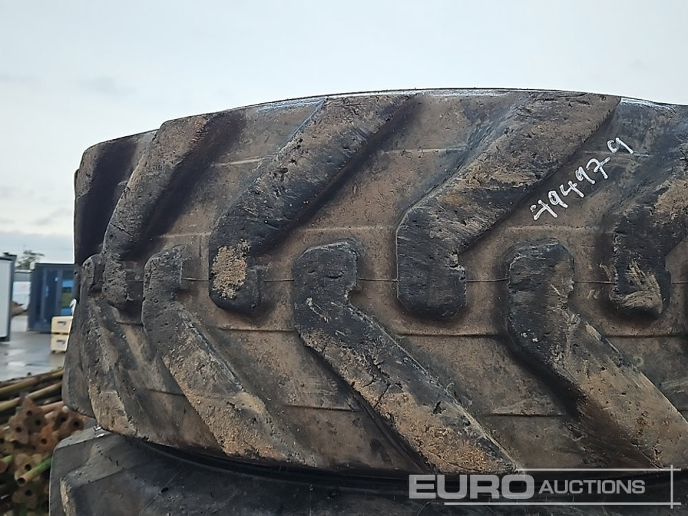 Alliance 400/80-24 Tyre (4 of) - Band: afbeelding 5 Alliance 400/80-24 Tyre (4 of) - Band: afbeelding 5