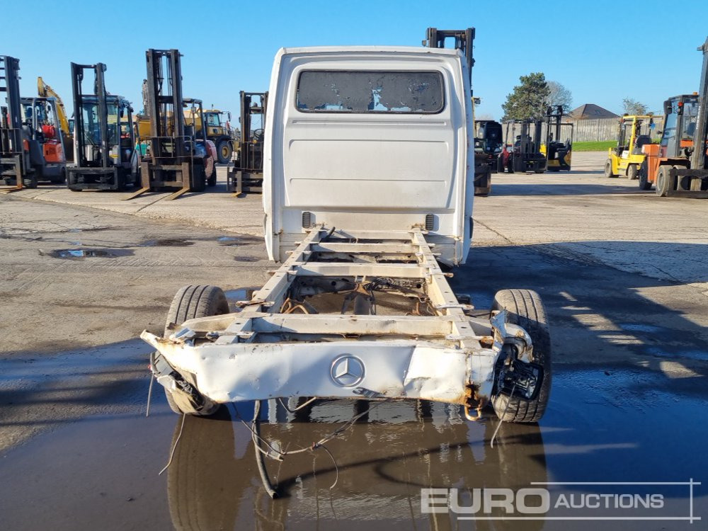 2007 Mercedes 4x2 Chassis Cab (Non Runner) - Bedrijfswagen: afbeelding 4 2007 Mercedes 4x2 Chassis Cab (Non Runner) - Bedrijfswagen: afbeelding 4