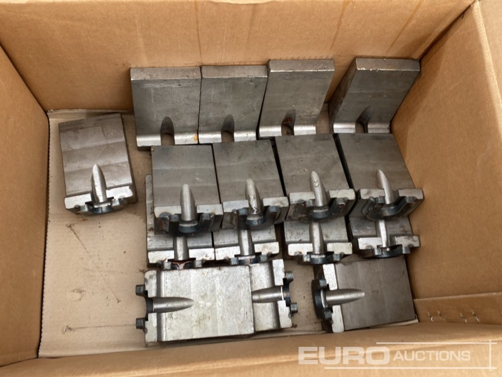 Blowbar Retaining Wedges to suit Terex Finlay I-120/Powerscreen XH320/TP320 - Bouwmaterieel: afbeelding 2 Blowbar Retaining Wedges to suit Terex Finlay I-120/Powerscreen XH320/TP320 - Bouwmaterieel: afbeelding 2