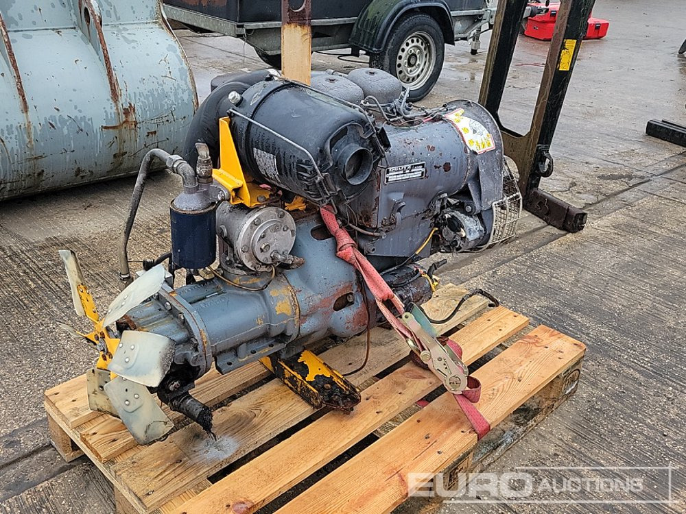 Deutz 2 Cylinder Engine - Motor: afbeelding 1 Deutz 2 Cylinder Engine - Motor: afbeelding 1