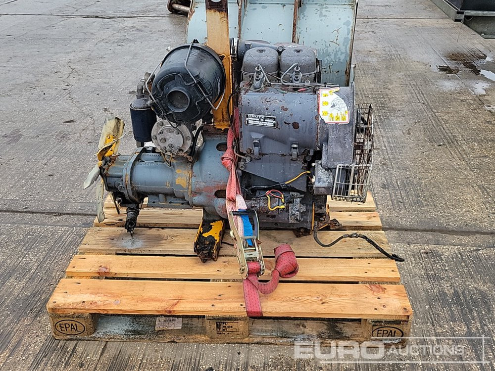 Deutz 2 Cylinder Engine - Motor: afbeelding 2 Deutz 2 Cylinder Engine - Motor: afbeelding 2