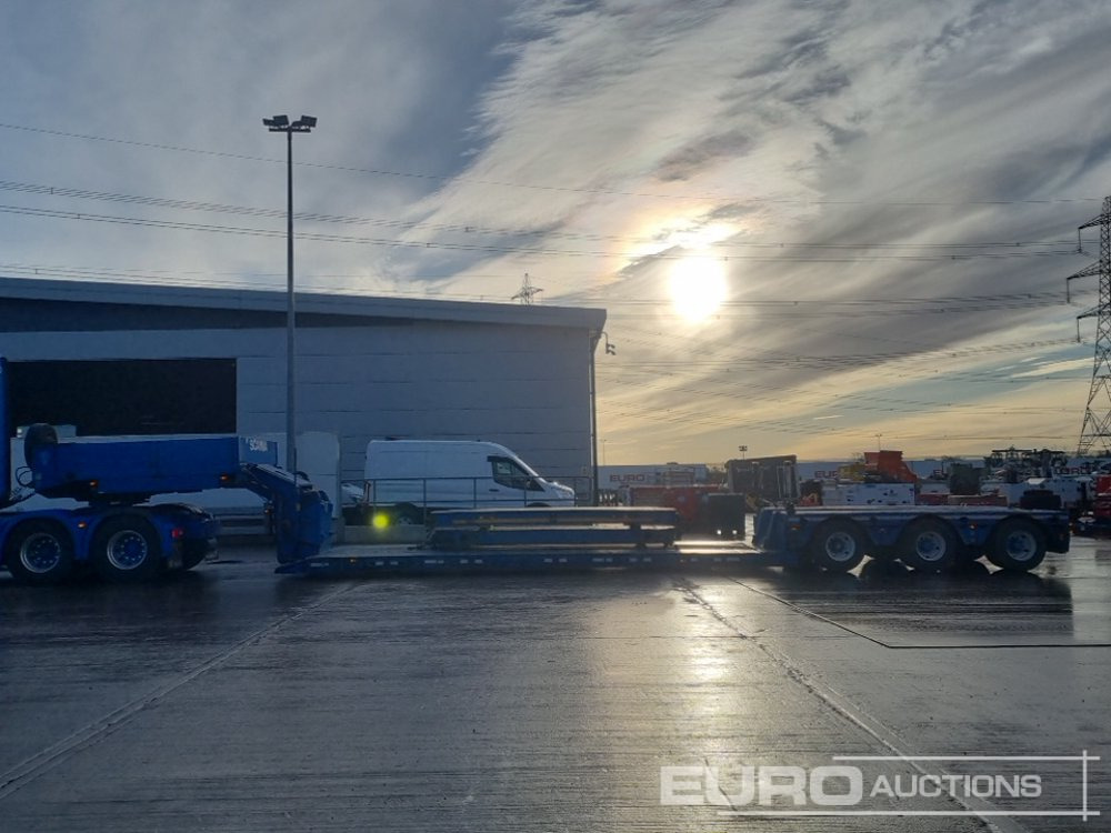 Faymonville Tri-Axle - Dieplader oplegger: afbeelding 2 Faymonville Tri-Axle - Dieplader oplegger: afbeelding 2