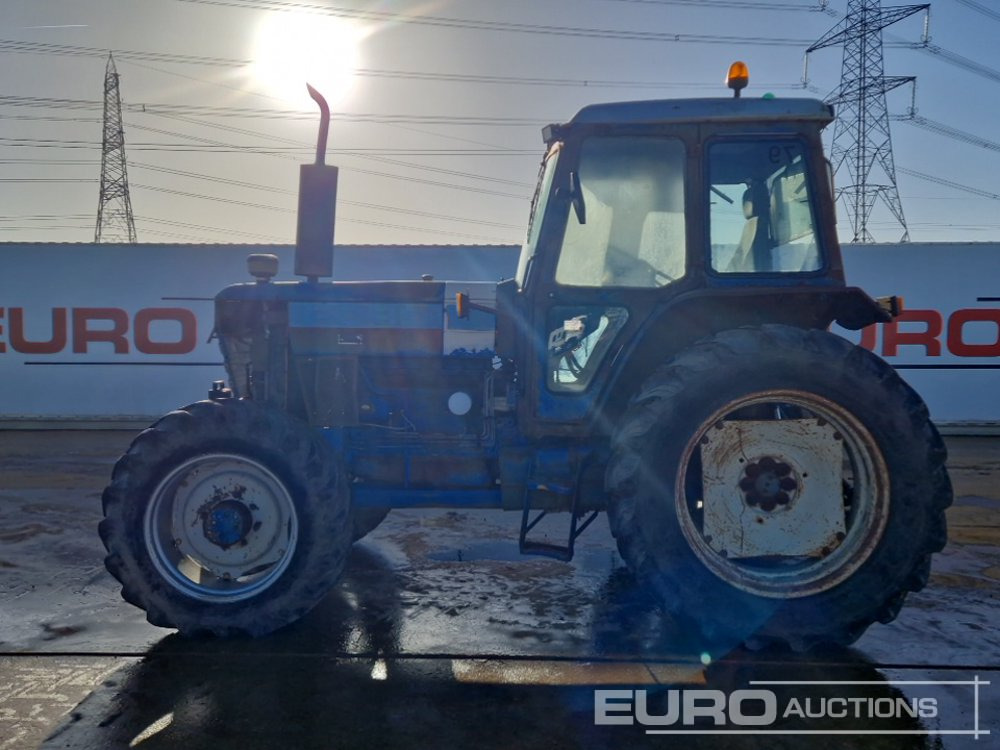 Ford 8210 - Tractor: afbeelding 2 Ford 8210 - Tractor: afbeelding 2