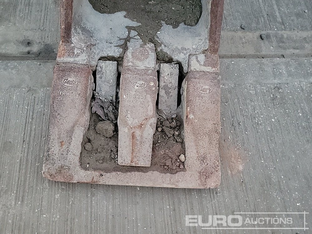 Bak Geith 18" Digging Bucket 80mm Pin to suit 20 Ton Excavator: afbeelding 12 Bak Geith 18" Digging Bucket 80mm Pin to suit 20 Ton Excavator: afbeelding 12