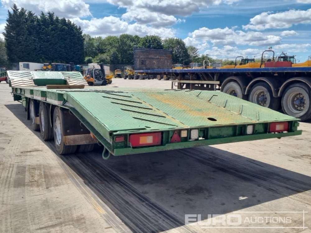 General Trailers Tri Axle Step Frame Low Loader Trailer - Dieplader oplegger: afbeelding 3 General Trailers Tri Axle Step Frame Low Loader Trailer - Dieplader oplegger: afbeelding 3