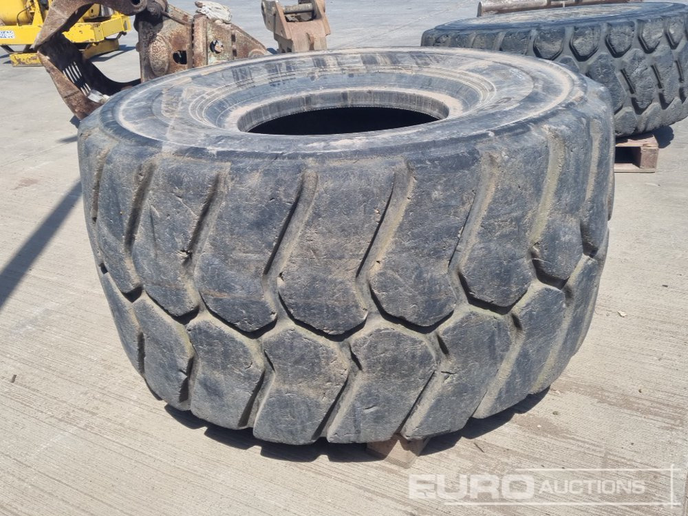 Goodride 875/65R29 Tyre (1 of), Solideal 29.5R25 Tyre (1 of) - Band: afbeelding 4 Goodride 875/65R29 Tyre (1 of), Solideal 29.5R25 Tyre (1 of) - Band: afbeelding 4