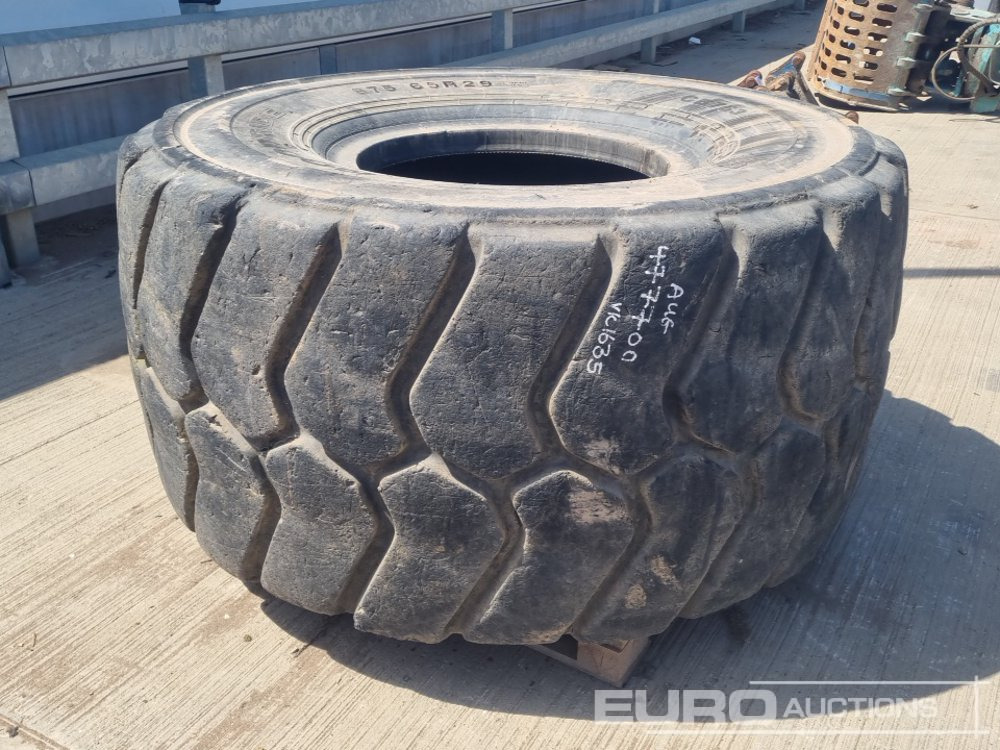 Goodride 875/65R29 Tyre (1 of), Solideal 29.5R25 Tyre (1 of) - Band: afbeelding 1 Goodride 875/65R29 Tyre (1 of), Solideal 29.5R25 Tyre (1 of) - Band: afbeelding 1