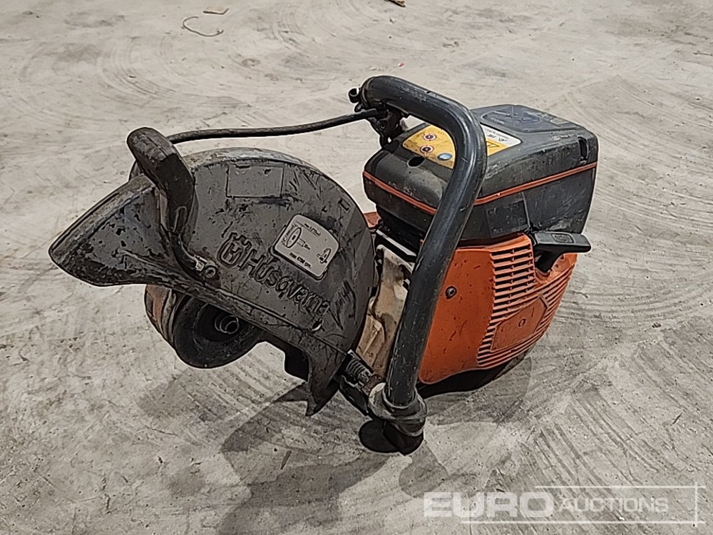 Husqvarna Petrol Con Saw - Asfaltmachine: afbeelding 1 Husqvarna Petrol Con Saw - Asfaltmachine: afbeelding 1