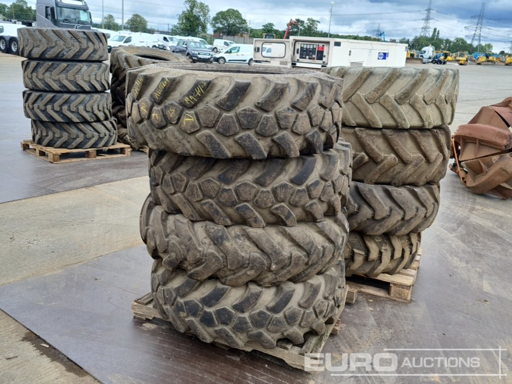 JCB 15.5-25 Tyre (6 of), Alliance 15.5-25 Tyre (2 of), 405/70 R20 Tyre (2 of) - Band: afbeelding 3 JCB 15.5-25 Tyre (6 of), Alliance 15.5-25 Tyre (2 of), 405/70 R20 Tyre (2 of) - Band: afbeelding 3