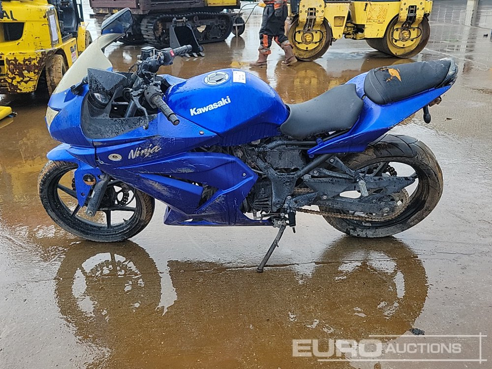 Kawasaki Ninja - Motorfiets: afbeelding 2 Kawasaki Ninja - Motorfiets: afbeelding 2