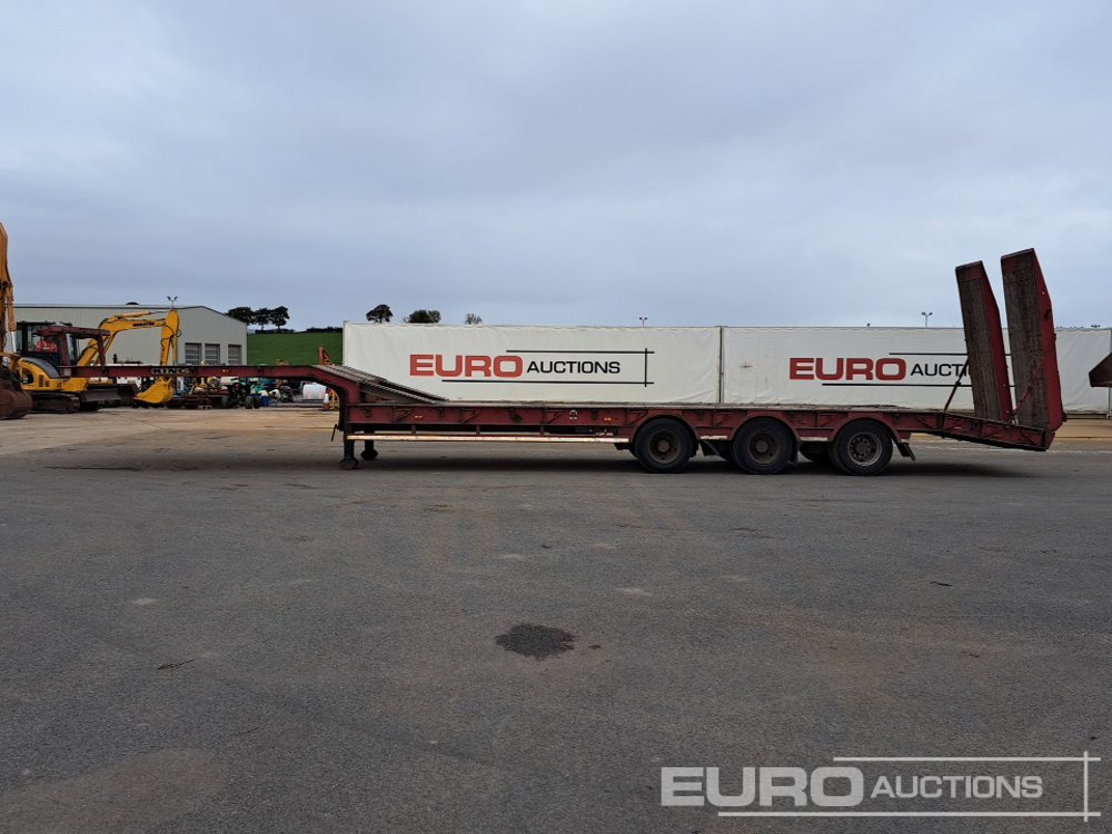 King GTS44 Tri Axle Step Frame Low Loader Trailer, Hydraulic Ramps, Neck Ramps - Dieplader oplegger: afbeelding 2 King GTS44 Tri Axle Step Frame Low Loader Trailer, Hydraulic Ramps, Neck Ramps - Dieplader oplegger: afbeelding 2