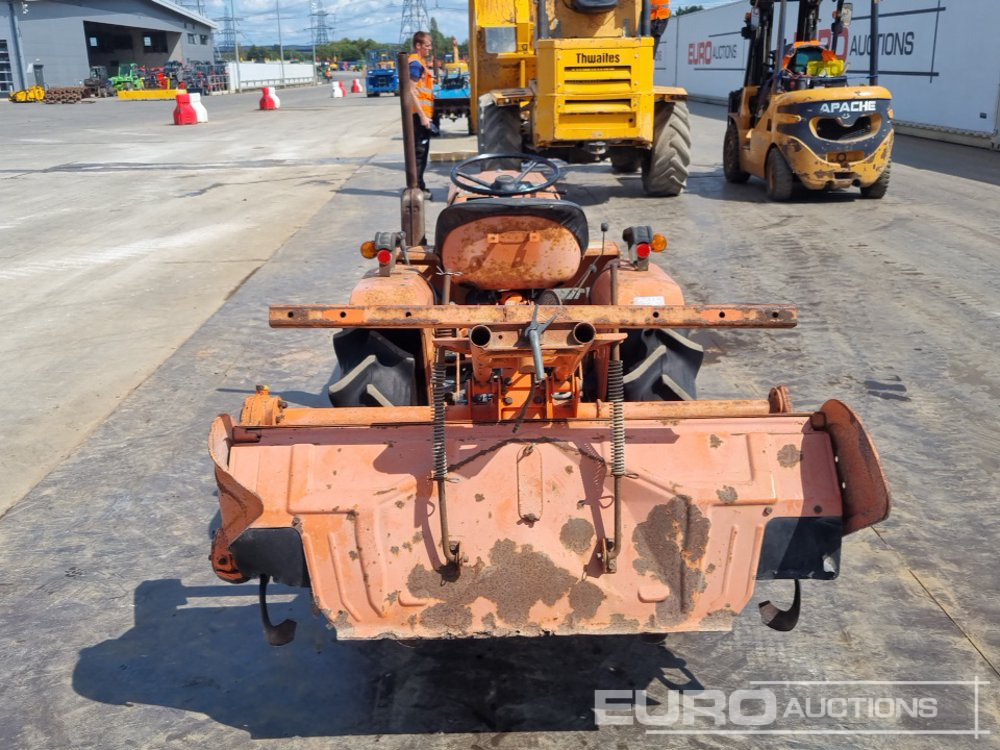 Kubota B1502 - Mini tractor: afbeelding 4 Kubota B1502 - Mini tractor: afbeelding 4