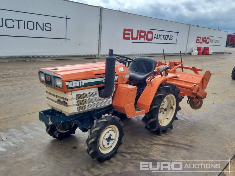 Kubota B1502 - Mini tractor: afbeelding 1 Kubota B1502 - Mini tractor: afbeelding 1