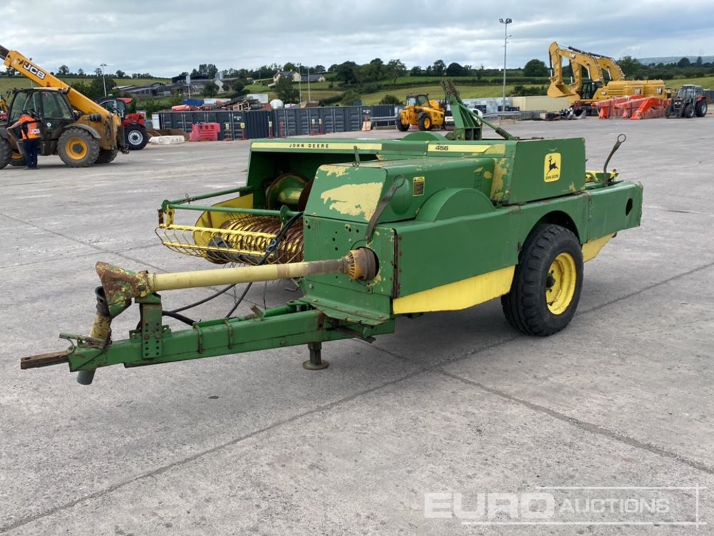 John Deere 456 - Landbouwmachine: afbeelding 1 John Deere 456 - Landbouwmachine: afbeelding 1