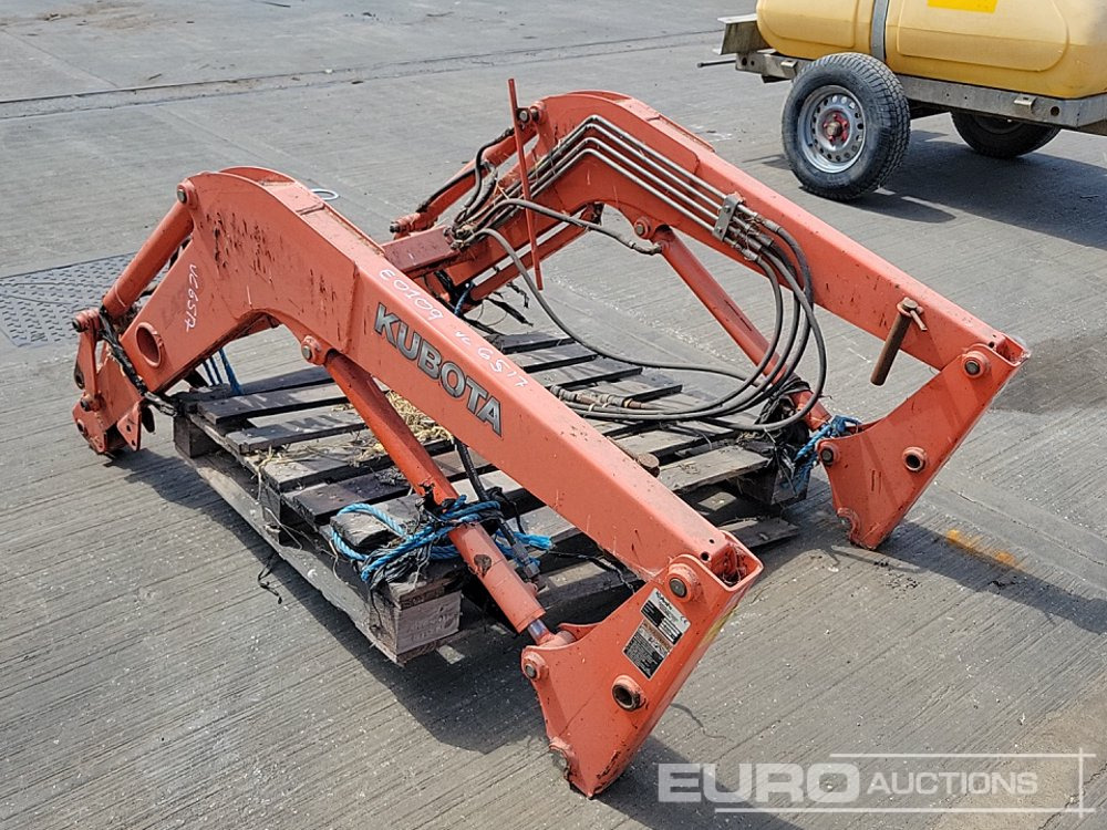 Kubota LA713EC - Landbouwmachine: afbeelding 3 Kubota LA713EC - Landbouwmachine: afbeelding 3