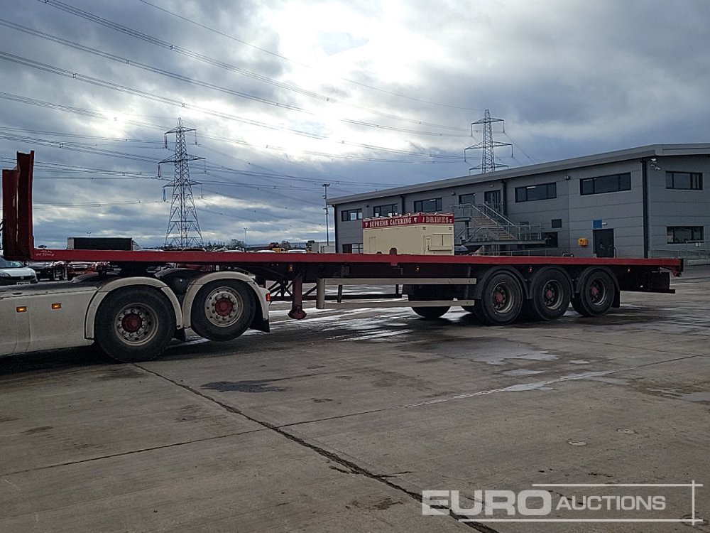 Montracon Tri Axle Flat Bed Trailer - Vlakke/ Open oplegger: afbeelding 1 Montracon Tri Axle Flat Bed Trailer - Vlakke/ Open oplegger: afbeelding 1