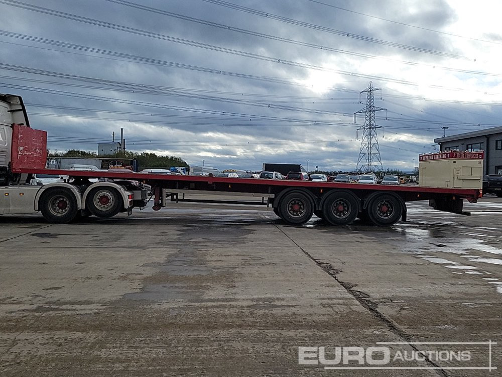 Montracon Tri Axle Flat Bed Trailer - Vlakke/ Open oplegger: afbeelding 2 Montracon Tri Axle Flat Bed Trailer - Vlakke/ Open oplegger: afbeelding 2
