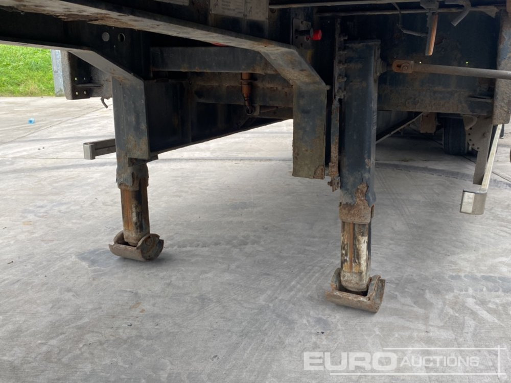 Montracon Tri Axle Step Frame Low Loader Trailer - Dieplader oplegger: afbeelding 4 Montracon Tri Axle Step Frame Low Loader Trailer - Dieplader oplegger: afbeelding 4