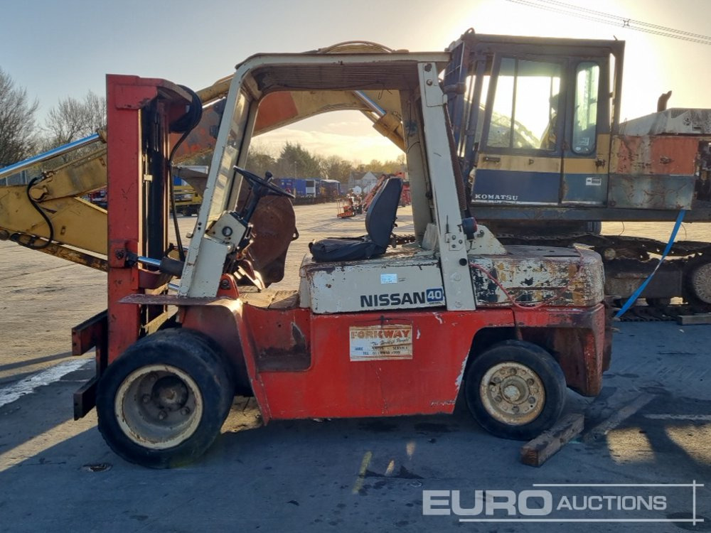 Nissan YGF03A40TU - Diesel heftruck: afbeelding 2 Nissan YGF03A40TU - Diesel heftruck: afbeelding 2