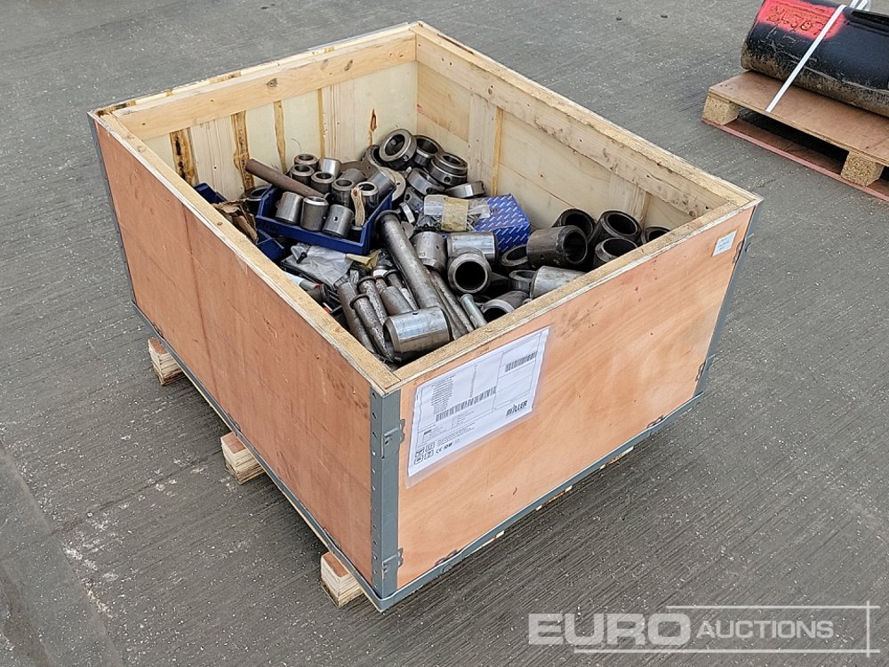 Unused Stillage of Various Sized Bucket Pins - Onderdelen: afbeelding 3 Unused Stillage of Various Sized Bucket Pins - Onderdelen: afbeelding 3